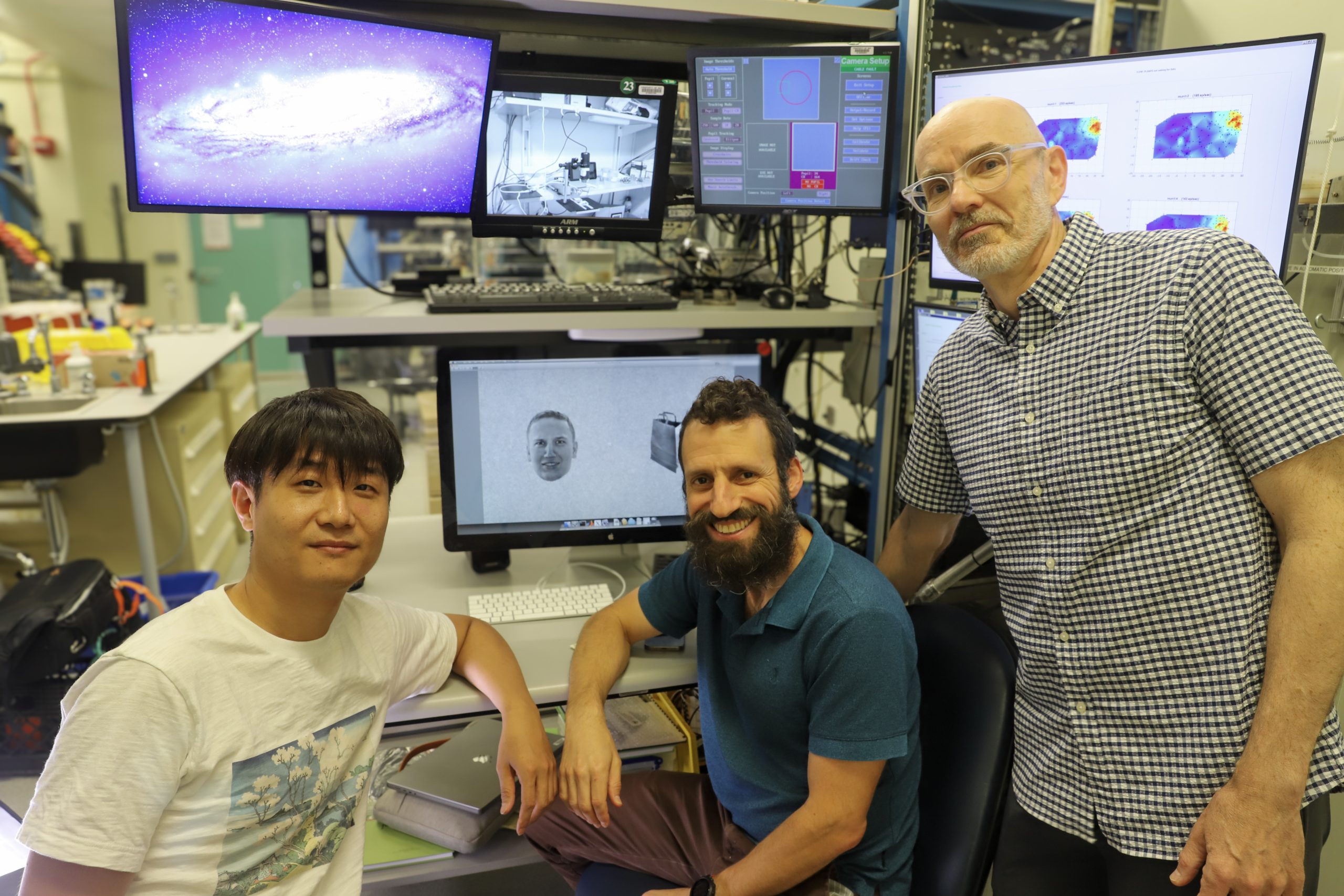 NIH-researchers-discover-a-new-brain-circuit-for-face-detection