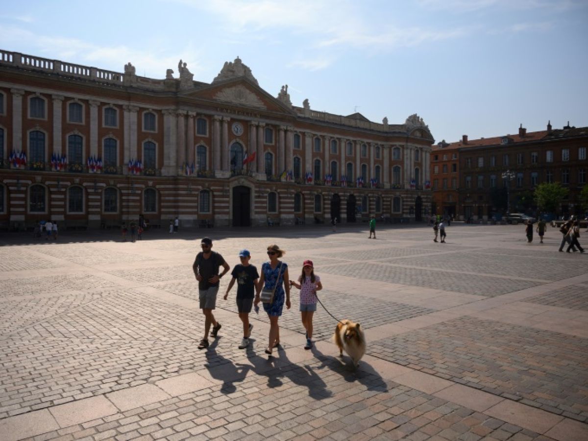 la-moitie-sud-de-la-france-en-vigilance-orange-canicule-lundi