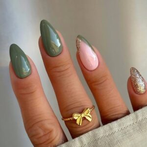 Manicure According to Your Horoscope: Find Out Which Manicure Suits You Best According to Your Sign (Expert Approved)