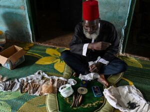 in-ivory-coast,-a-traffic-of-clitoris-of-circumcised-women