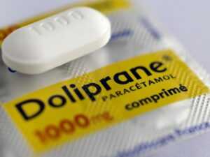 doliprane:-sanofi-confirme-s’allier-au-fonds-americain-cd&r-pour-lui-ceder-le-controle-de-sa-filiale-opella