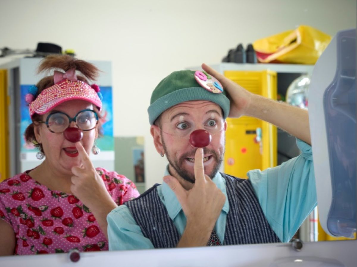 a-orleans,-des-clowns-pour-aider-les-enfants-maltraites