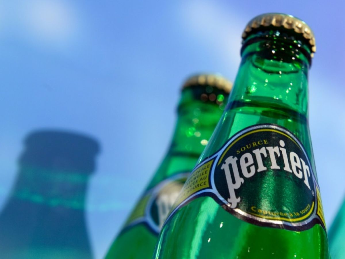 une-autorite-de-sante-suggere-a-nestle-d’envisager-un-arret-de-la-production-d’eau-minerale-perrier