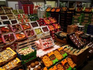 dangerous pesticide residues in fruits and vegetables in france