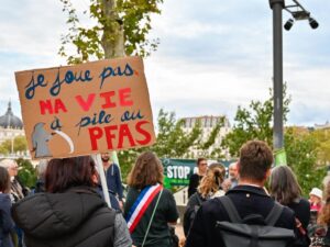 si-cette-loi-pfas-est-adoptee,-« nous-dotons-la-france-de-la-reglementation-la-plus-ambitieuse-sur-les-polluants-eternels »