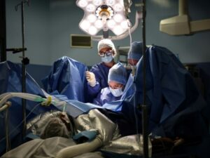 at-montreuil-hospital,-a-pilot-site-to-“repair”-victims-of-excision