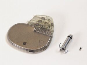 un-pacemaker-de-la-taille-d’un-grain-de-riz-pour-traiter-les-nourrissons