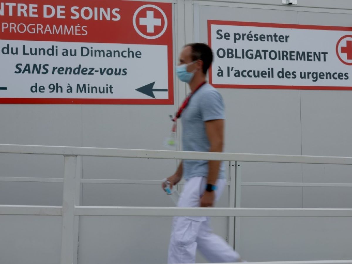 Hospital doctors demand the promised increase in on-call pay