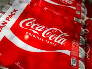 toujours-bien-sucre,-mais-differemment:-coca-cola-passe-au-sucre-de-canne,-se-rejouit-trump
