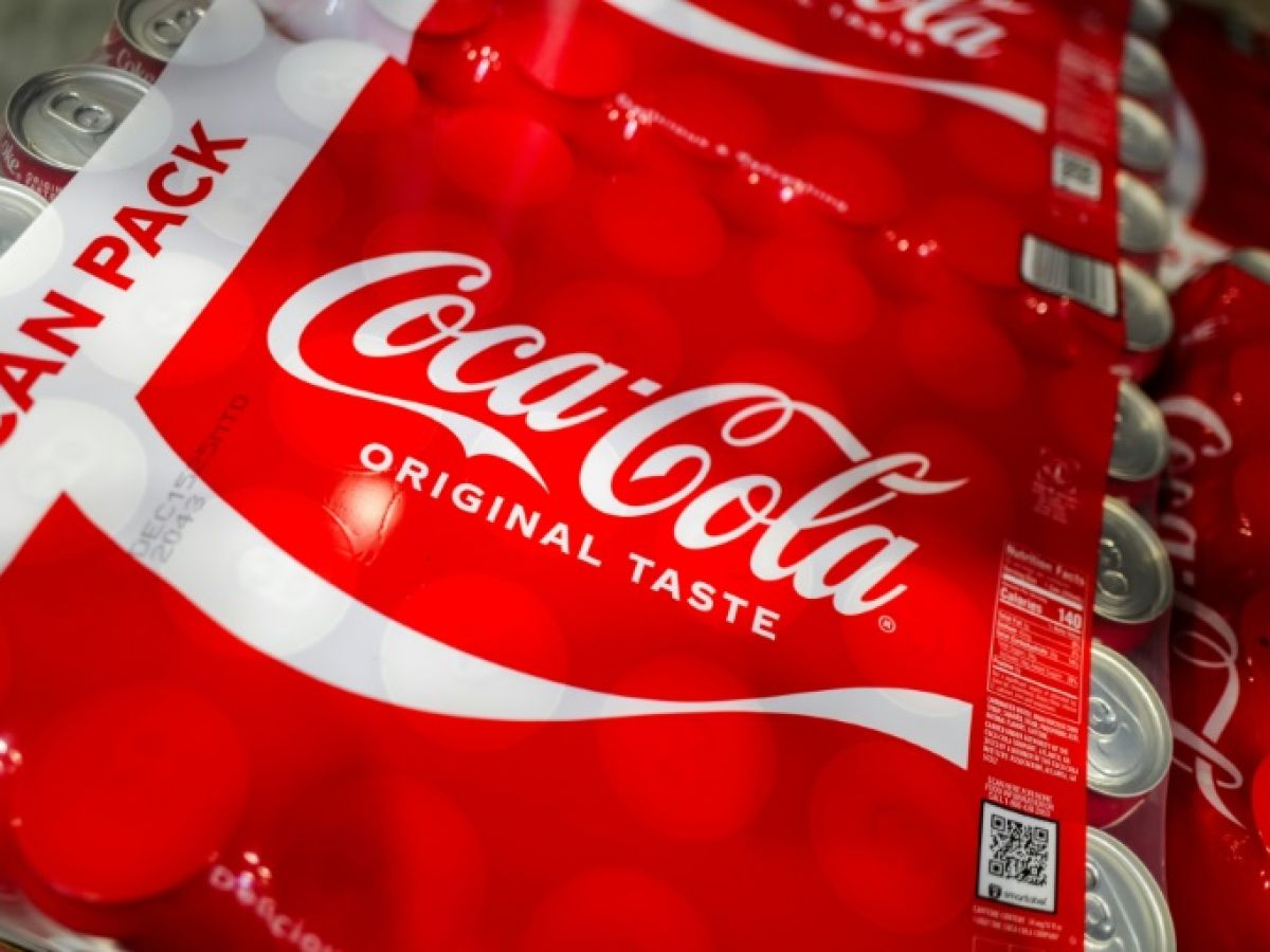 Still sweet, but differently: Coca-Cola switches to cane sugar, Trump rejoices
