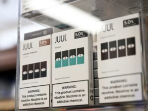 e-cigarettes:-la-fda-autorise-juul-a-vendre-ses-produits-aux-etats-unis