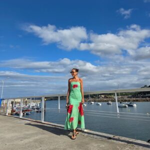 El vestido verde de Charo Ruiz Ibiza que Paula Echevarría convierte en el más bonito del verano (y resalta el bronceado)