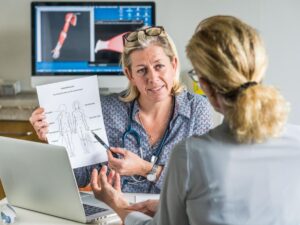 fibromyalgie-:-la-has-emet-une-premiere-recommandation-officielle