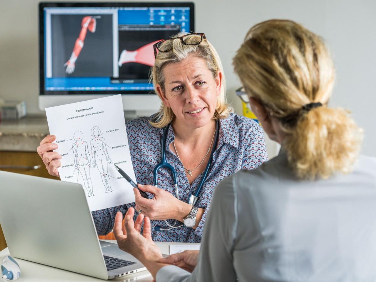 fibromyalgie-:-la-has-emet-une-premiere-recommandation-officielle