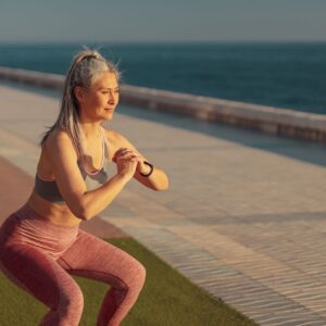 Petra Genco, a 57-year-old entrepreneur, revealed the 10-minute routine to remove abdominal fat