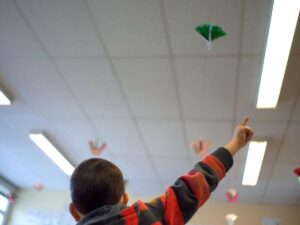 ecole-et-inegalites-sociales-:-les-eleves-de-classes-privilegiees-sont-plus-souvent-interroges