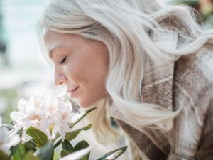 alzheimer :-la-perte-d’olfaction-est-un-signe-avant-coureur-de-la-maladie