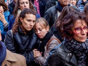 post-traumatic-stress-disorder:-after-a-shock,-repairing-the-living