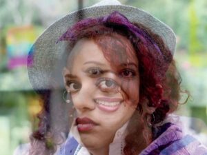 dissociative-identity-disorder:-living-with-many-people-in-one-body