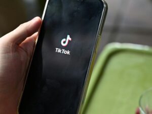 "spiral" effect of the TikTok algorithm: Amnesty International seizes ARCOM