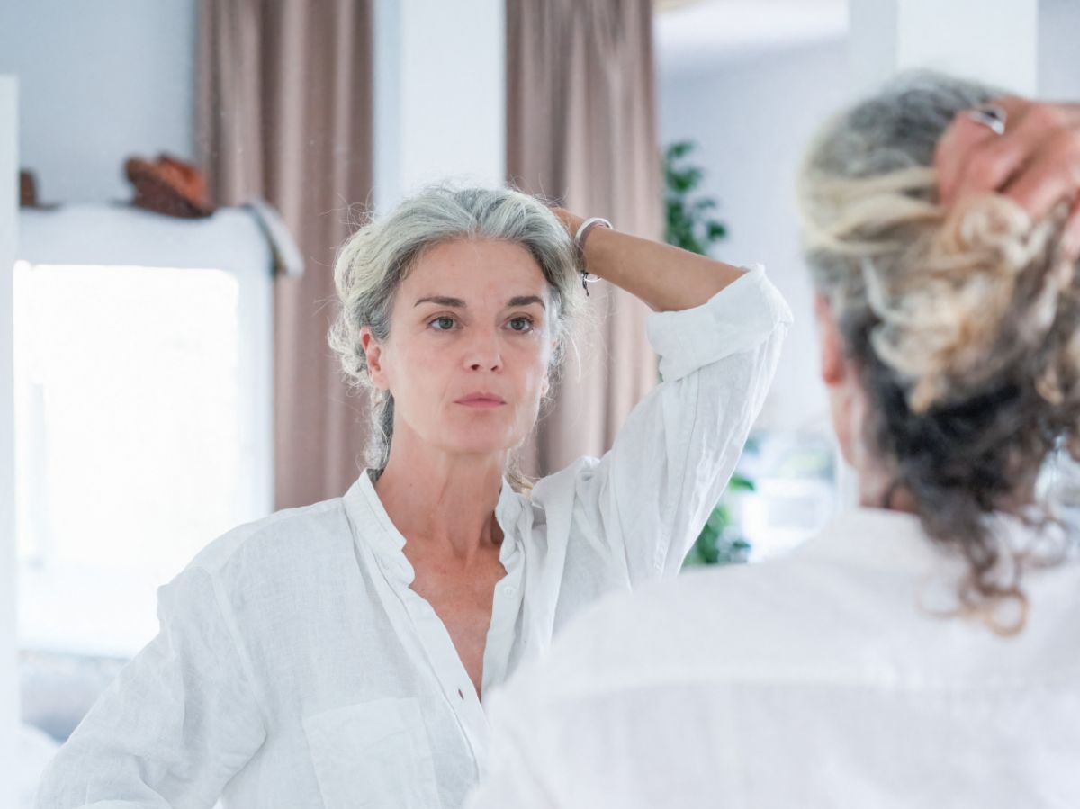 les-cheveux-blancs-seraient-le-signe-d’un-mecanisme-de-defense-contre-le-cancer