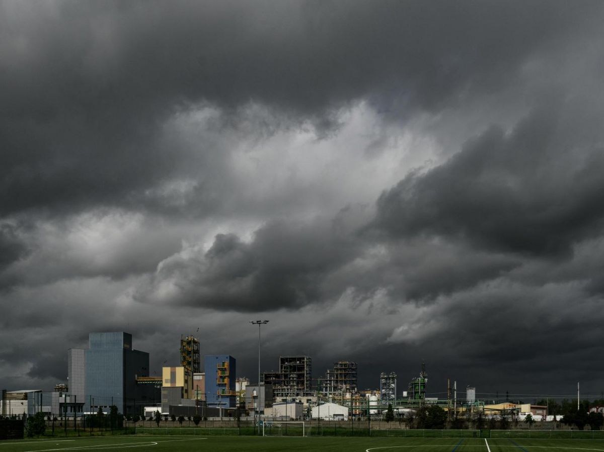 pfas-:-la-recherche-francaise-s’organise-contre-la-persistance-des-« polluants-eternels »