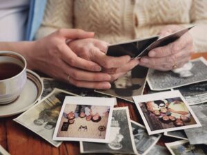 Alzheimer's disease: progress to be confirmed