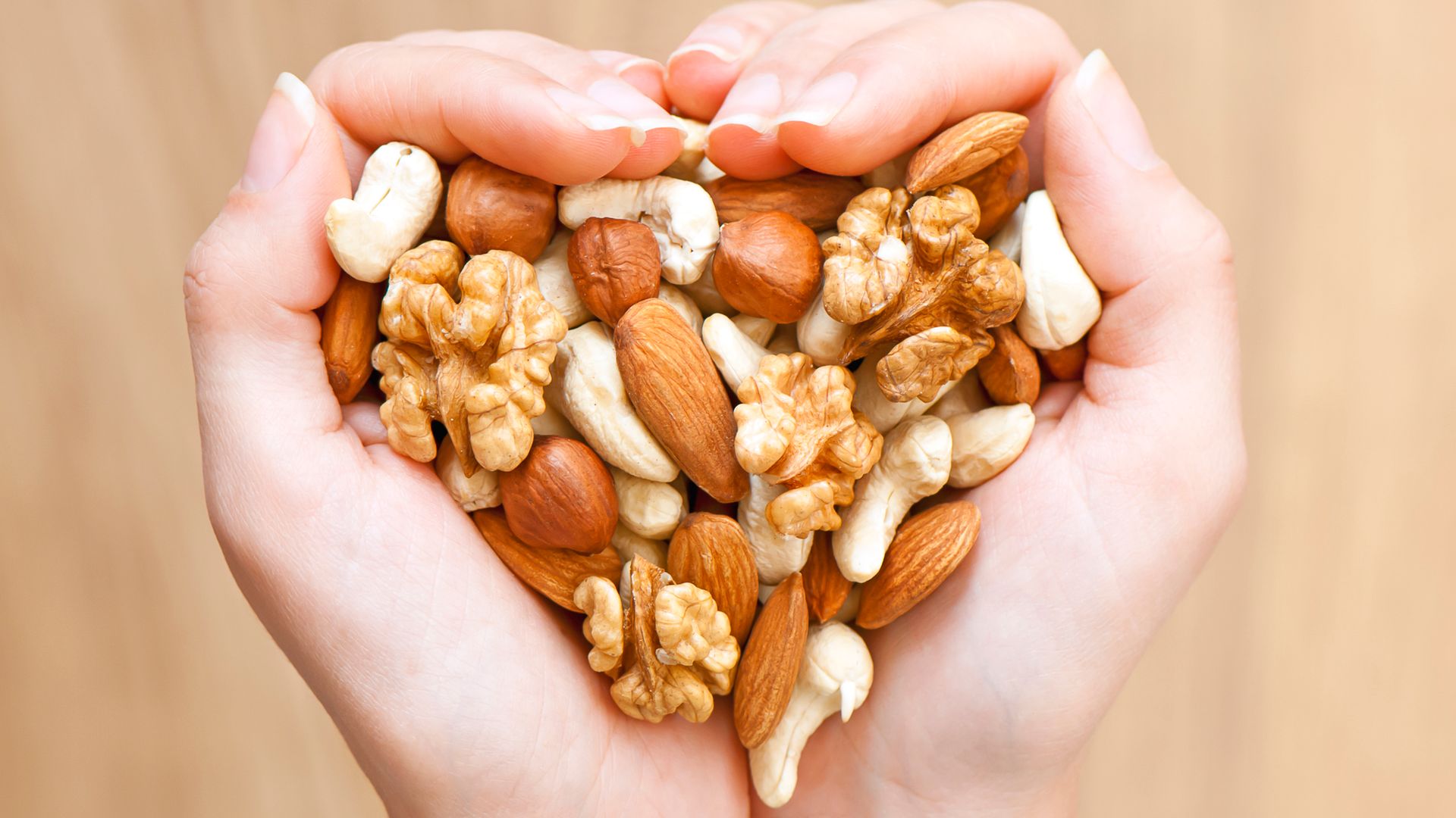 What causes nut allergies? Nutritionist warns of early risks and how parents can reduce them