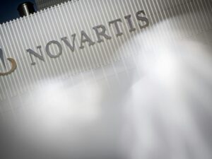 novartis-compte-supprimer-550-postes-en-suisse-d’ici-fin-2027