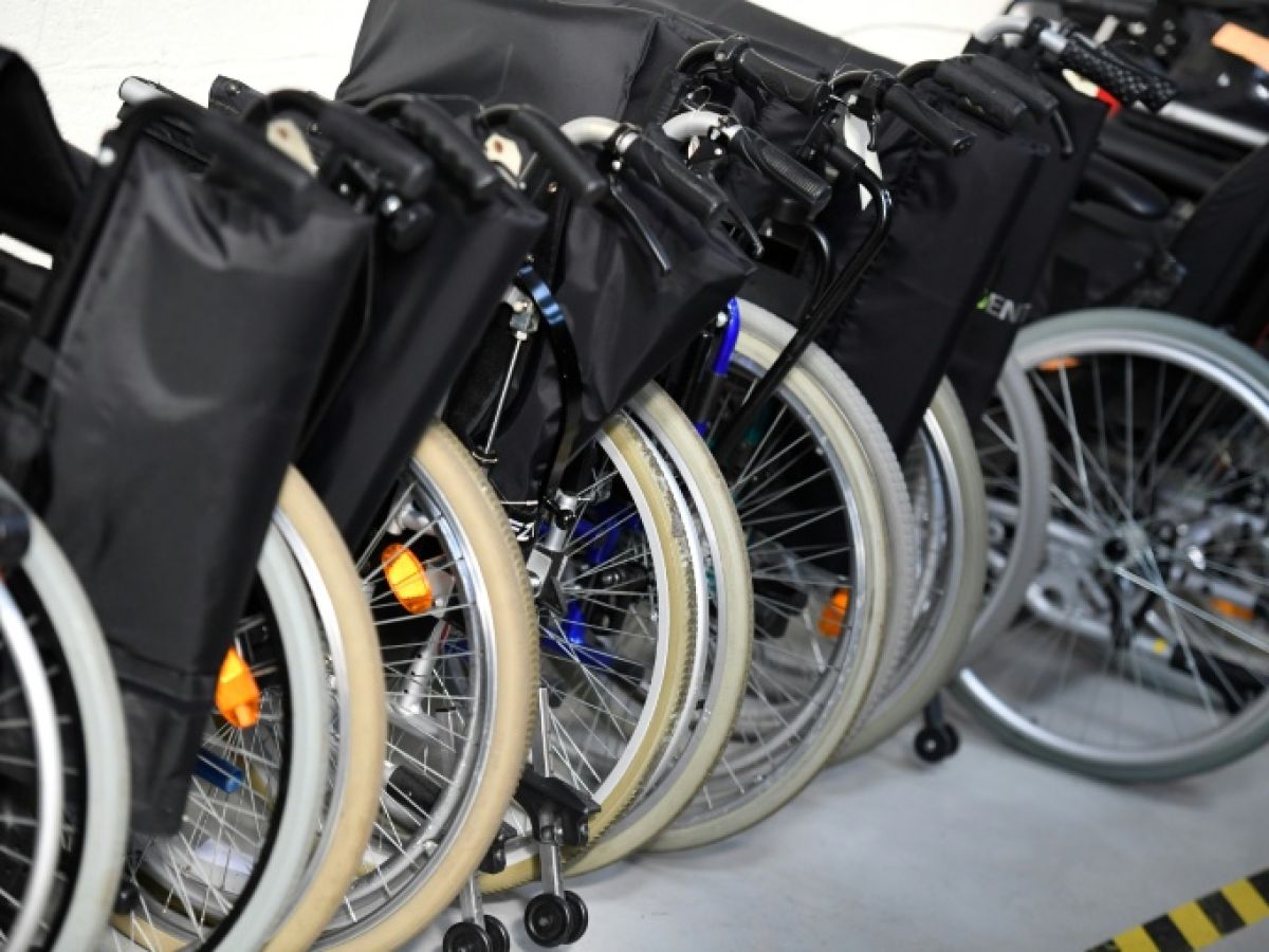 personnes-agees-et-handicapees:-les-fauteuils-roulants-integralement-rembourses-a-partir-de-lundi