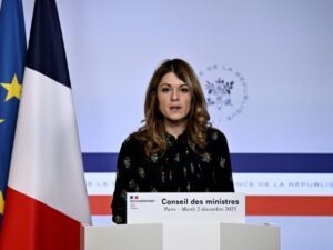 Budget: The government pledges not to increase medical deductibles.