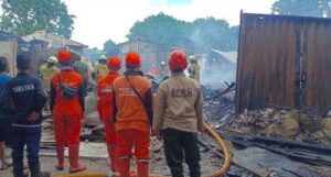 Lima Kios Ludes Terbakar di Kalideres Jakbar&nbsp;