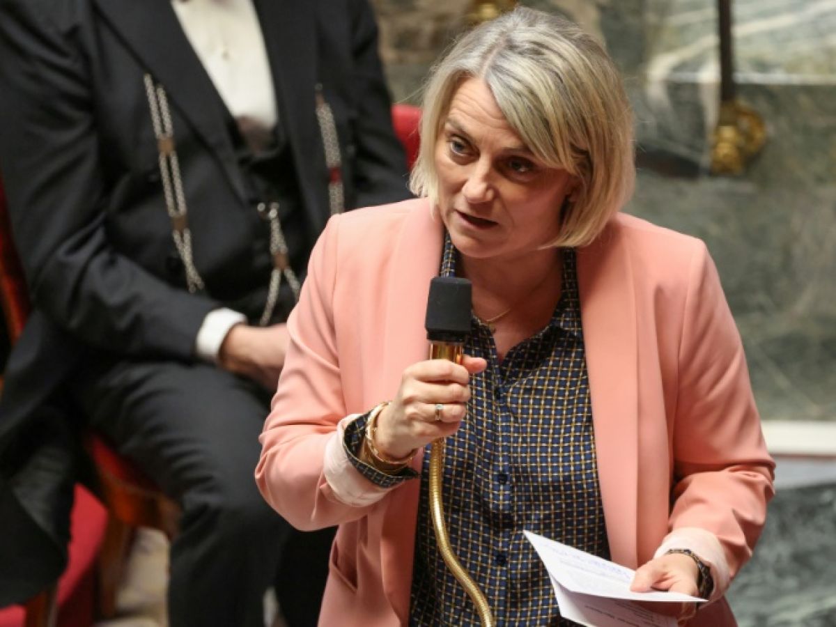 greve-des-medecins:-la-ministre-invite-les-syndicats-samedi,-jour-de-manifestations