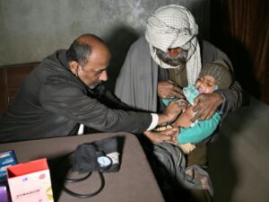 Pakistan: The Fight Against Legions of Fake Doctors