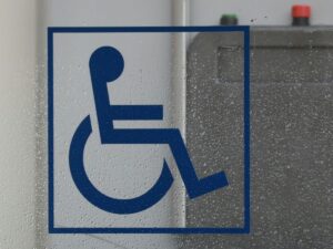 Disability: The Court of Auditors deems the employment policy insufficient