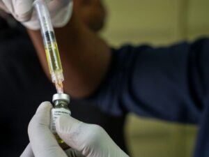 AIDS: In Kenya, the first injections of a promising new treatment