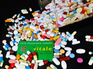 maladies-chroniques:-trop-de-patients-« decrochent »-de-leur-traitement,-alertent-des-experts