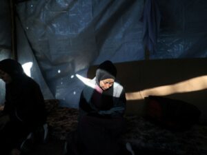 gaza:-les-femmes-cibles-d&rsquo;un-« acte-de-guerre-delibere »,-deplore-amnesty