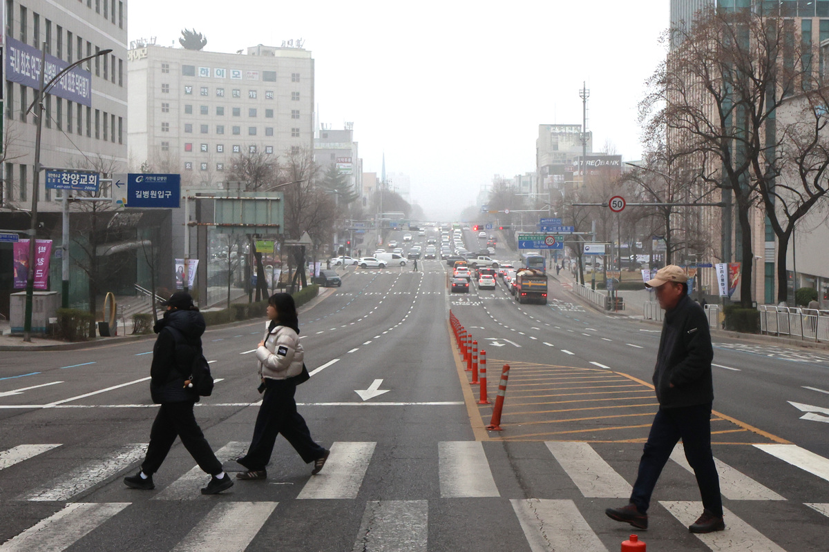 “말도 섞기 싫다” 국민 80% 보수·진보 갈등 ‘심각’… 삶의 만족도는 역대급 상승