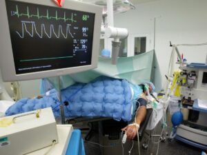 Even with anesthesia, the brain continues to “listen”