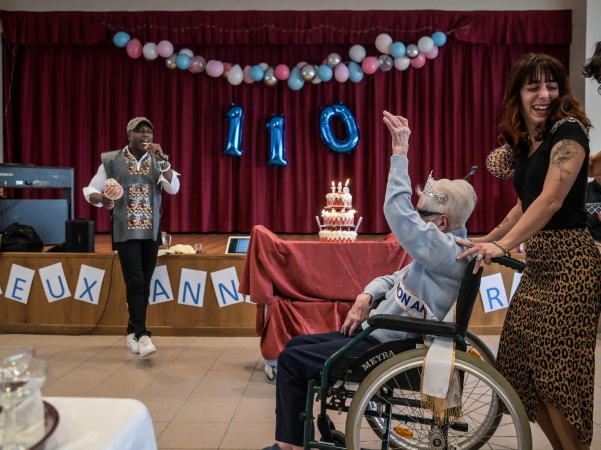 supercentenarians have optimized immunity