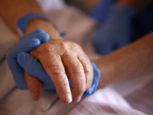 the law on assisted dying promulgated by President Macron