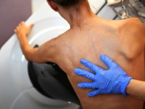 Breast cancer: proving it's work-related is a challenge for a woman