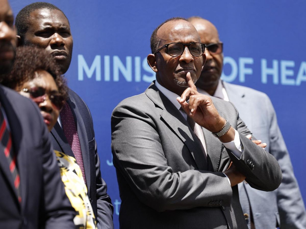 ebola-:-kenya-on-alert-after-first-death-in-nairobi